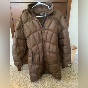 Mountain hardware coat medium